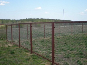 Забор из сетки рабицы в натяг секционный 12 метров фото в Электростали